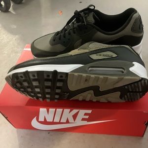 Like new Nike Air Max 90